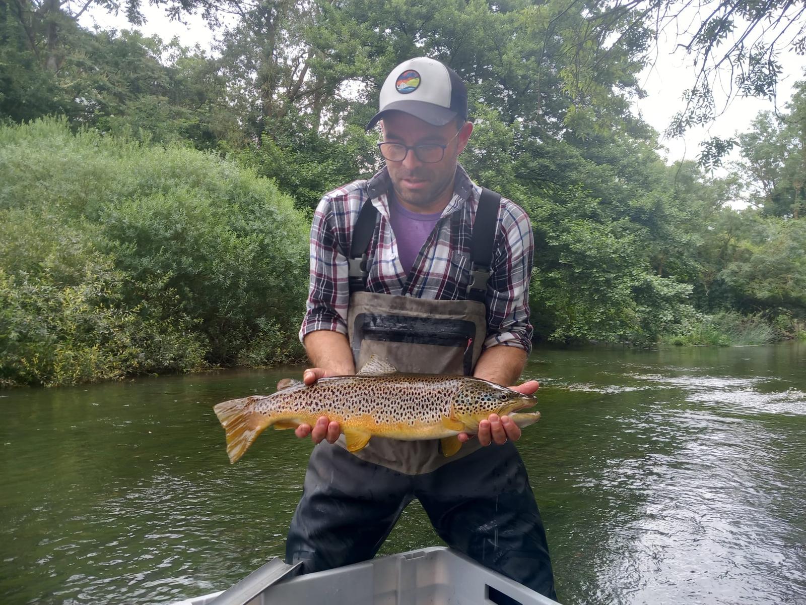 Pesca en río
